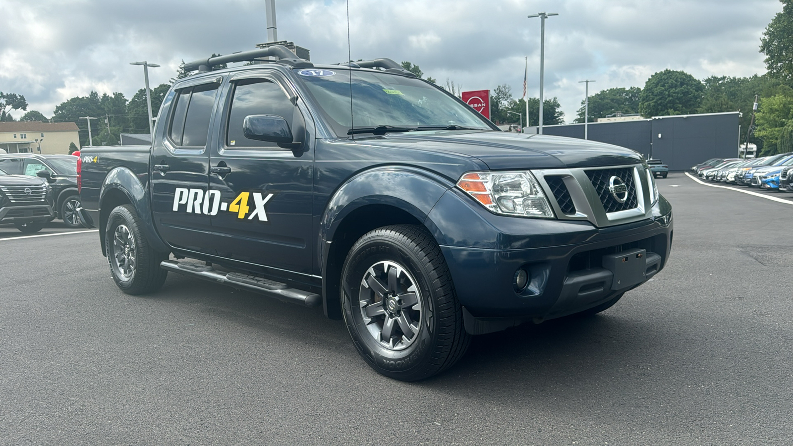 2017 Nissan Frontier PRO-4X 1