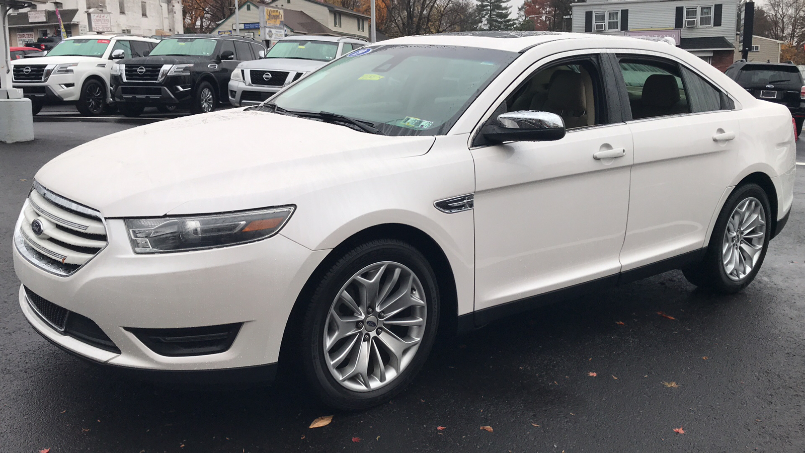 2019 Ford Taurus Limited 3