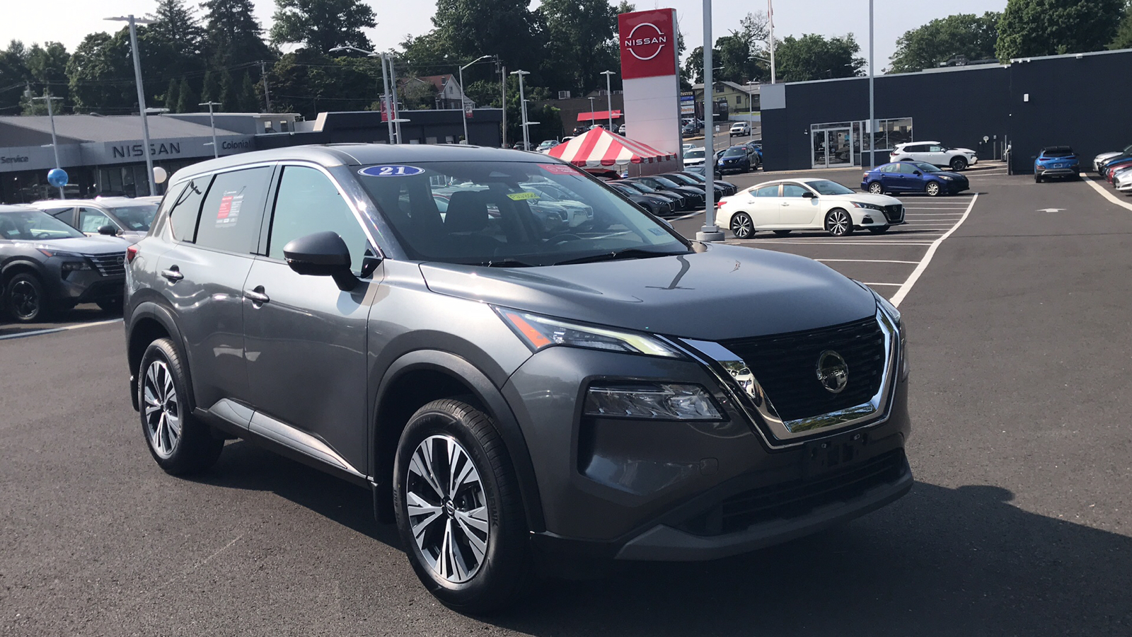 2021 Nissan Rogue SV 1