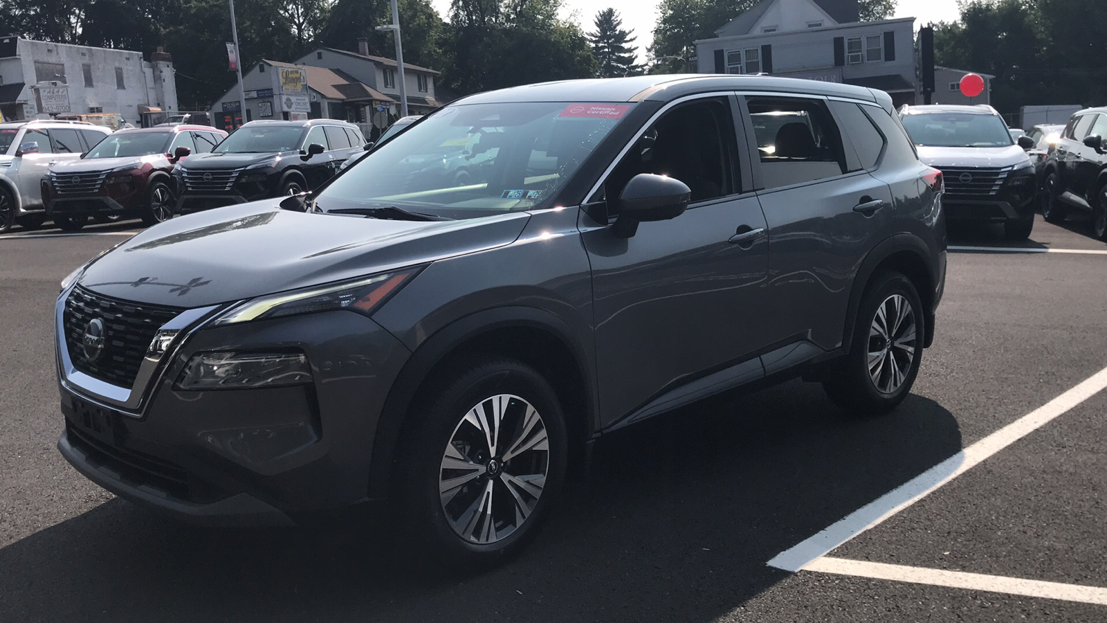 2021 Nissan Rogue SV 3