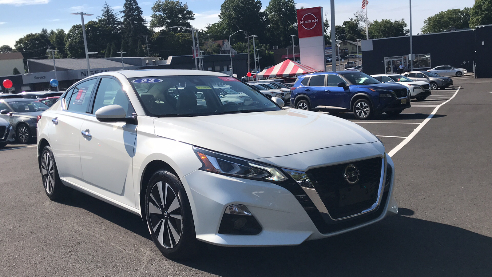 2022 Nissan Altima 2.5 SL 1