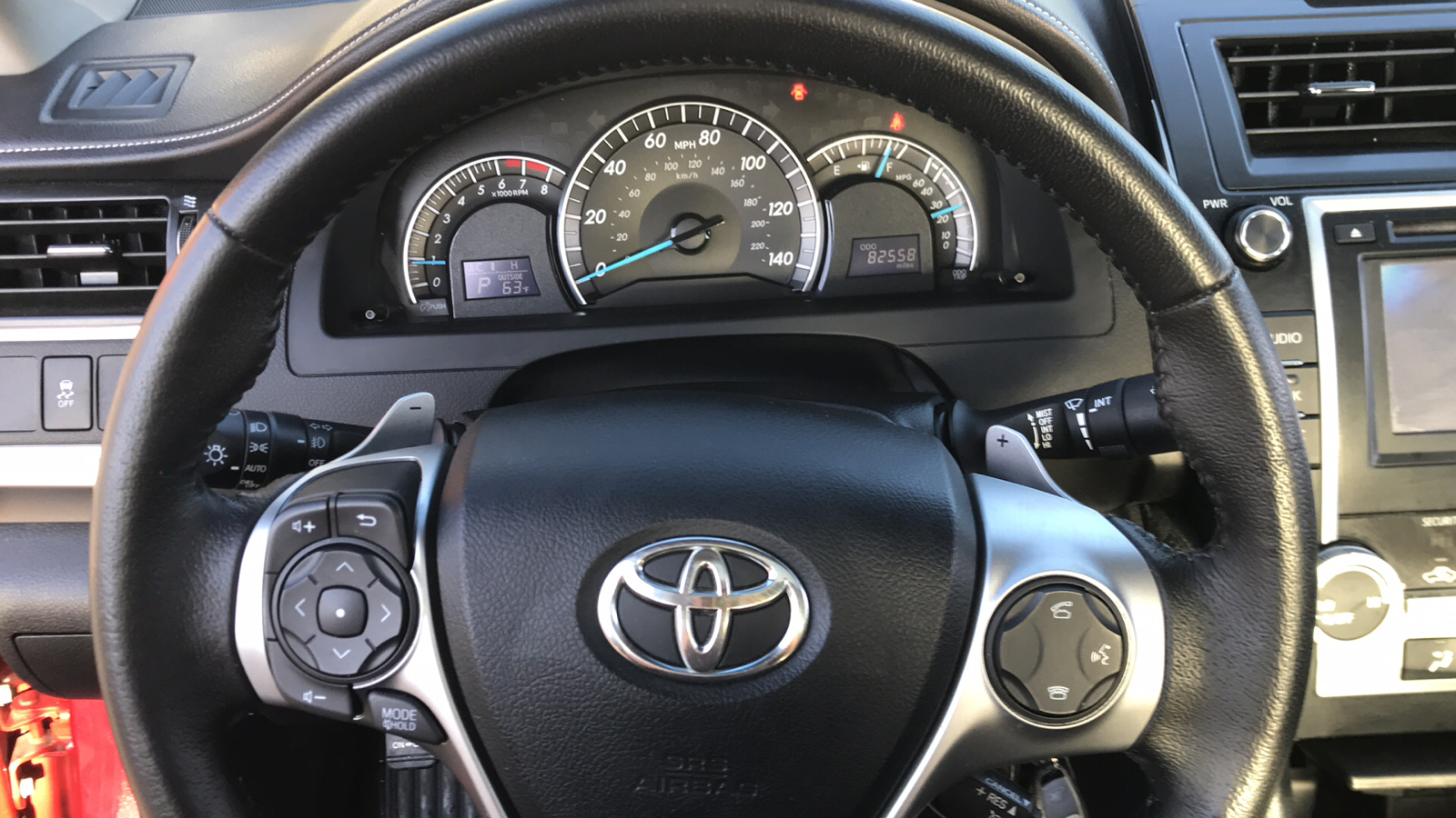 2012 Toyota Camry SE 9