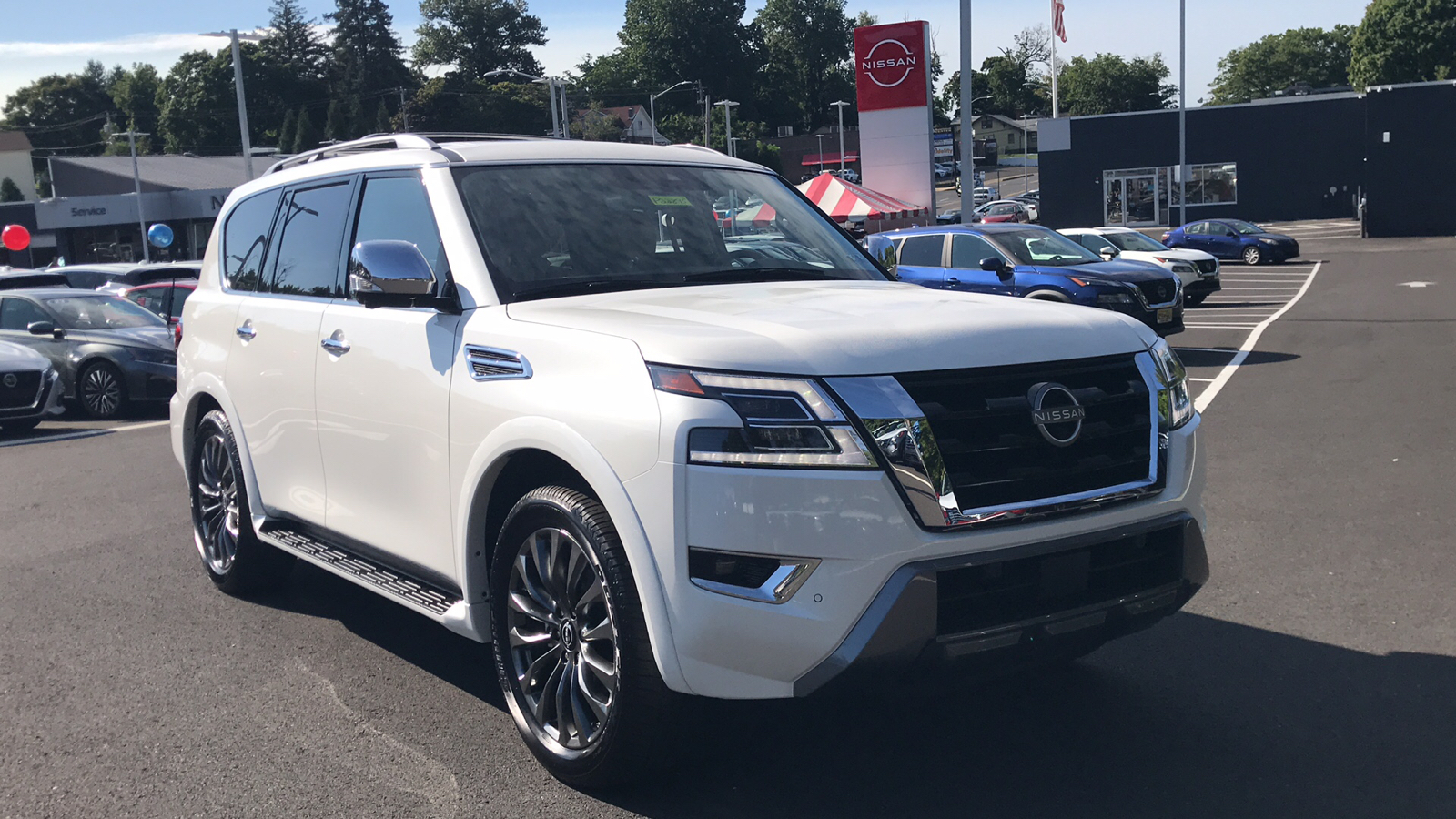 2023 Nissan Armada Platinum 1