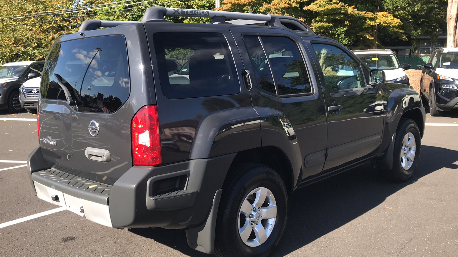 2012 Nissan Xterra S 21