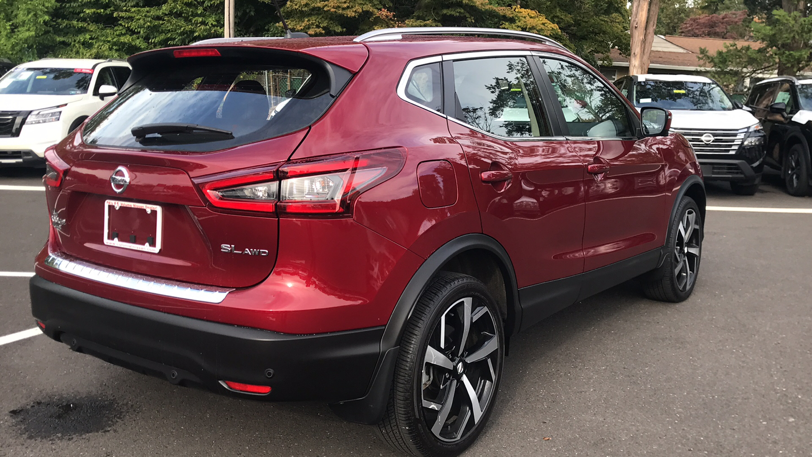 2022 Nissan Rogue Sport SL 27