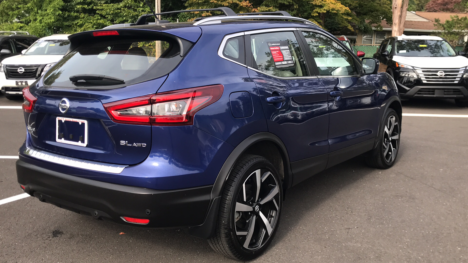 2022 Nissan Rogue Sport SL 26