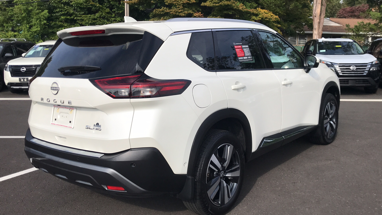 2023 Nissan Rogue SL 28