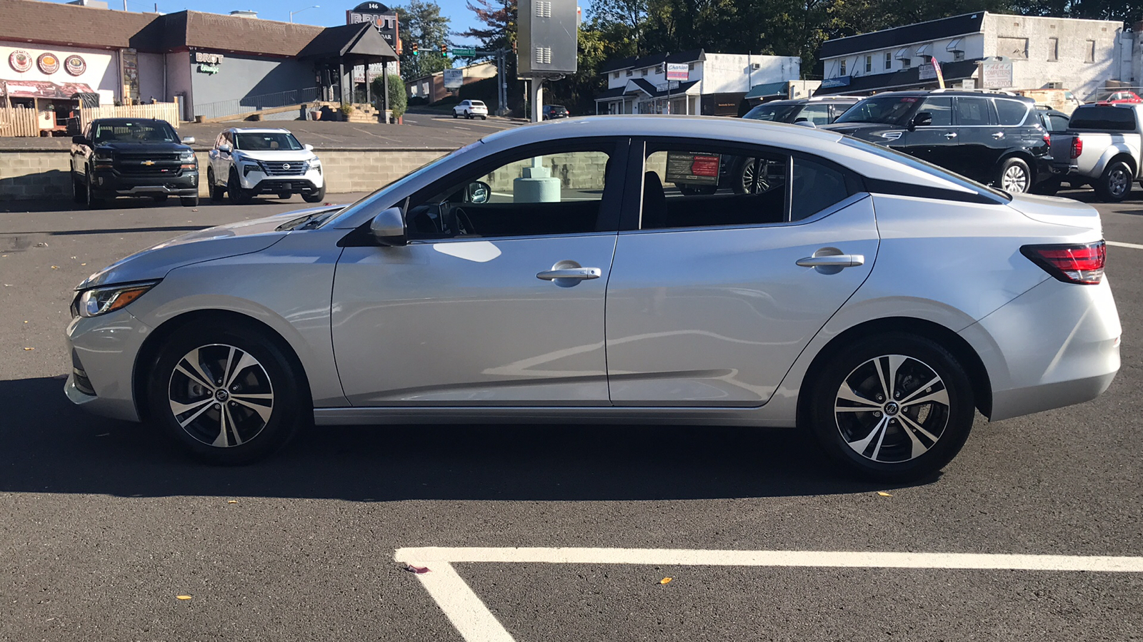 2023 Nissan Sentra SV 4