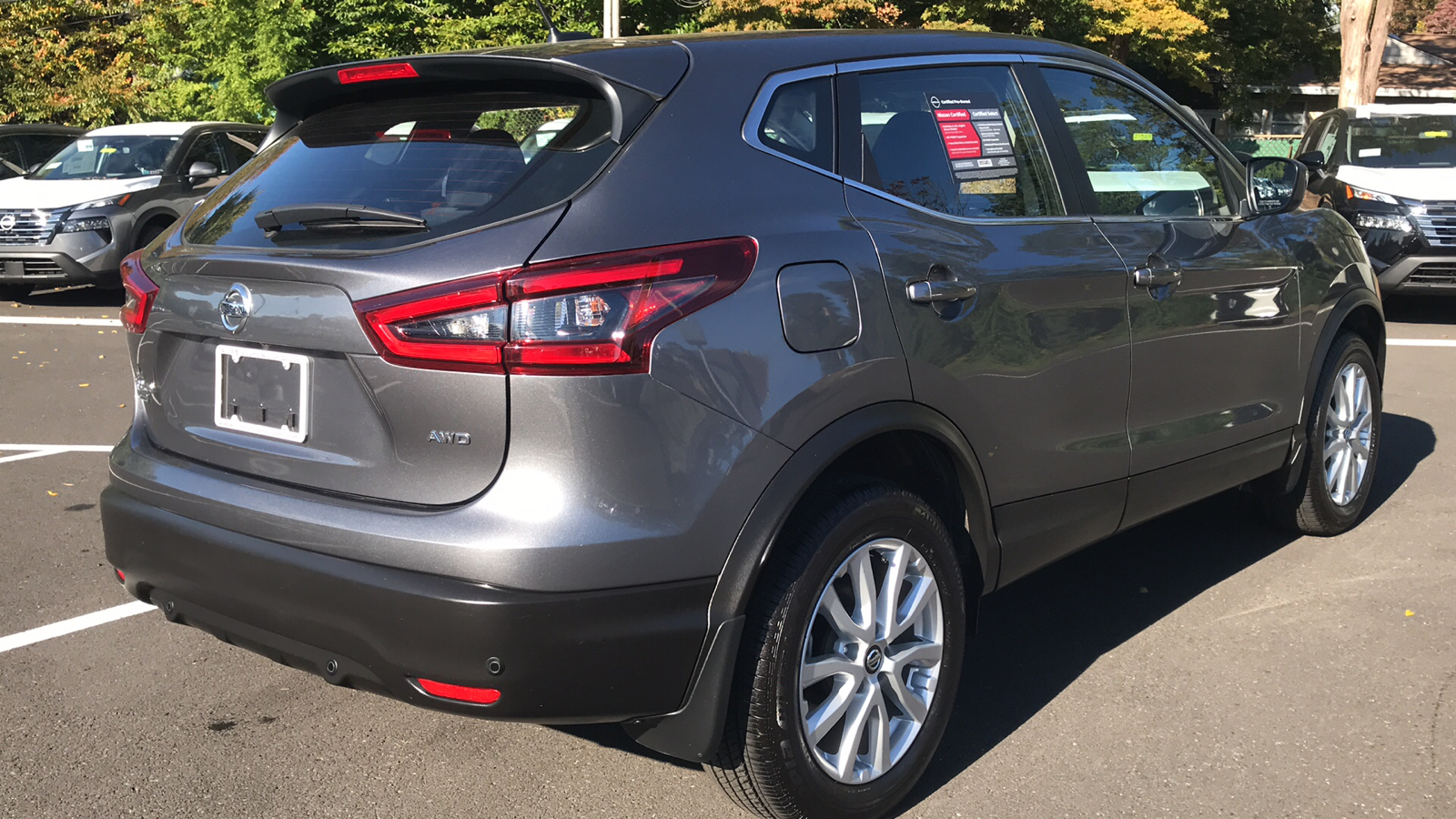 2022 Nissan Rogue Sport S 24