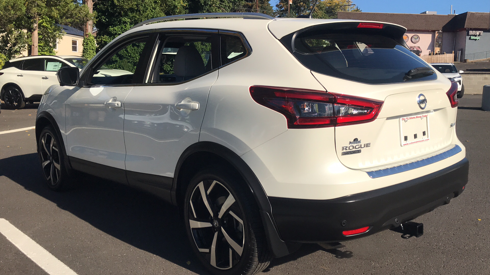 2022 Nissan Rogue Sport SL 24