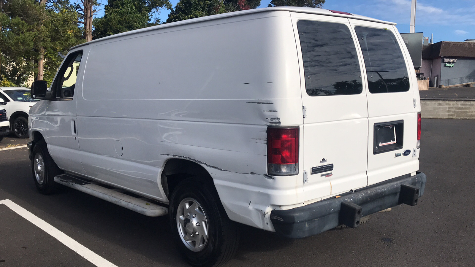 2012 Ford Econoline Cargo Van Recreational 17