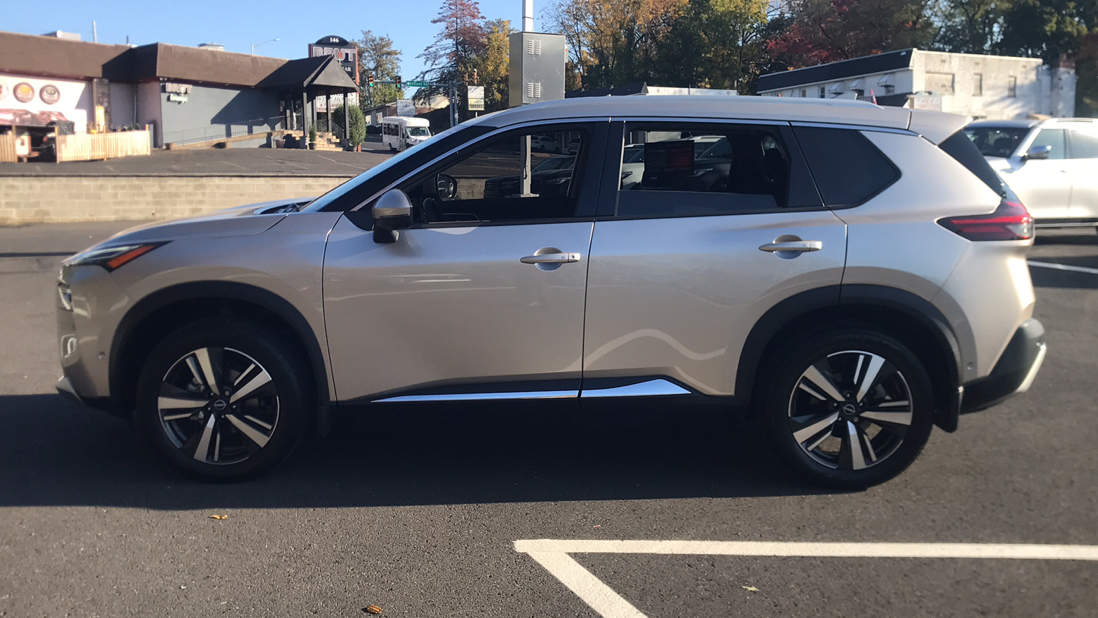 2023 Nissan Rogue Platinum 4