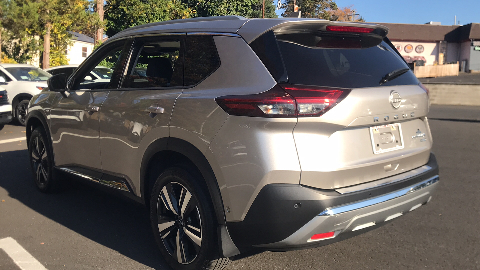 2023 Nissan Rogue Platinum 24