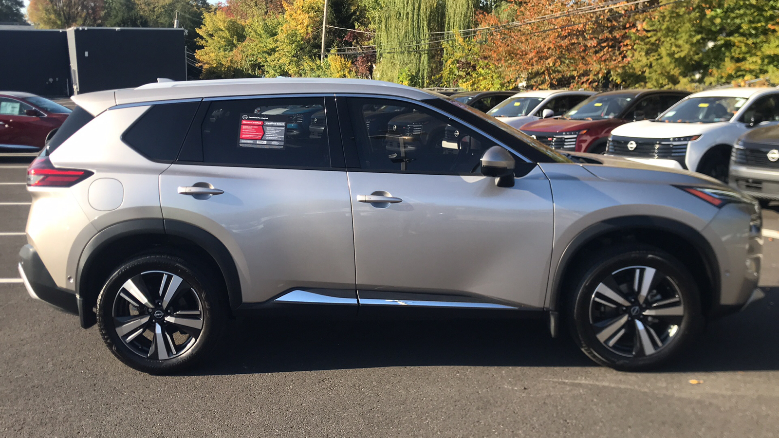 2023 Nissan Rogue Platinum 29