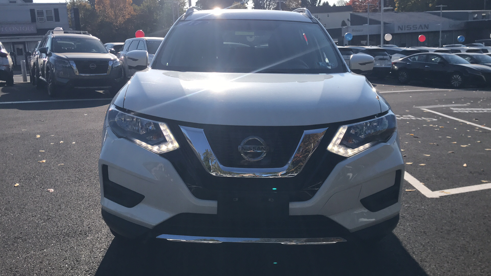 2017 Nissan Rogue SV 2