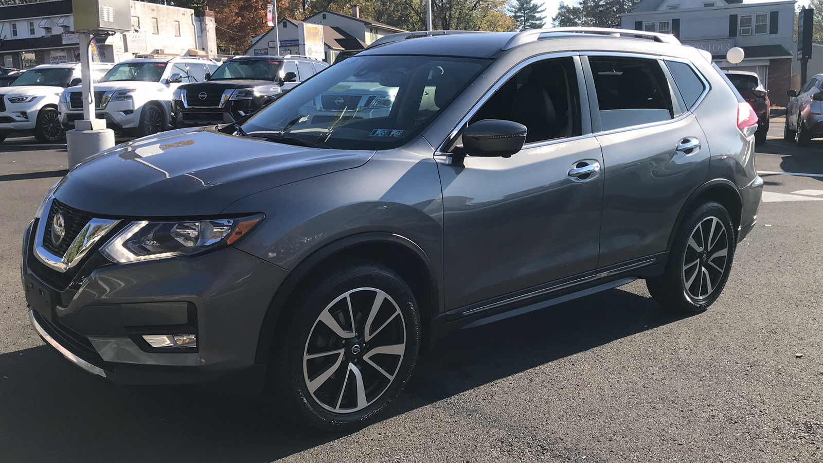 2019 Nissan Rogue SL 3