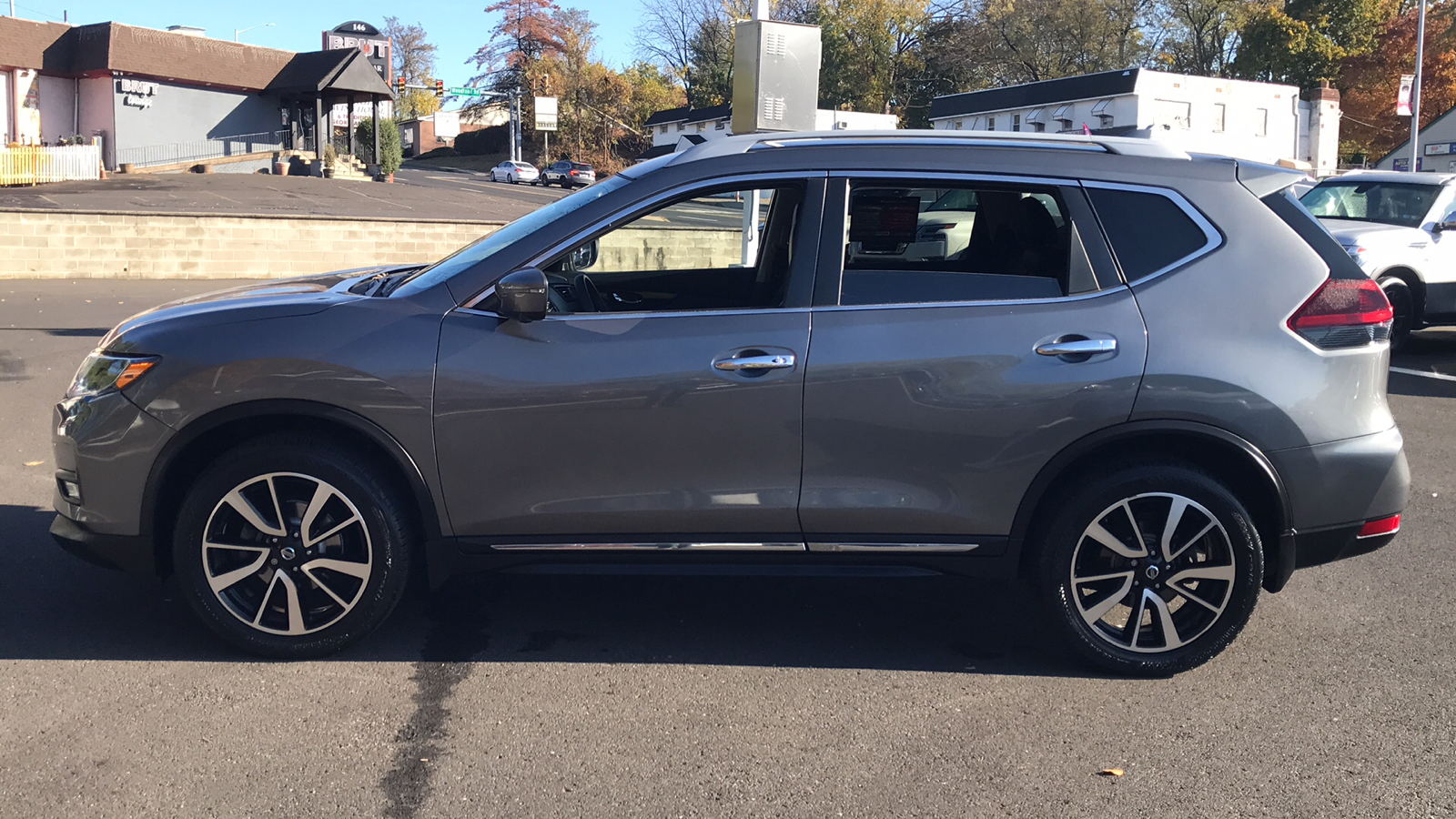 2019 Nissan Rogue SL 4