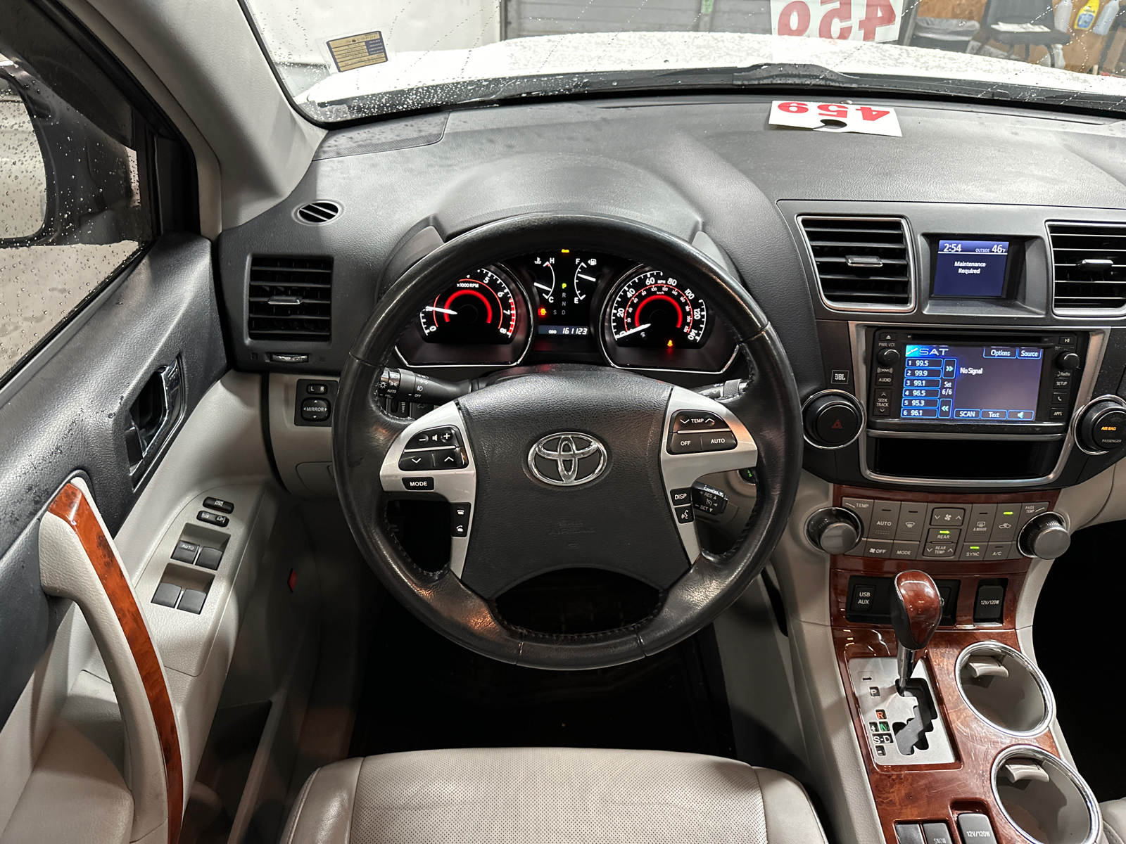 2013 Toyota Highlander  26