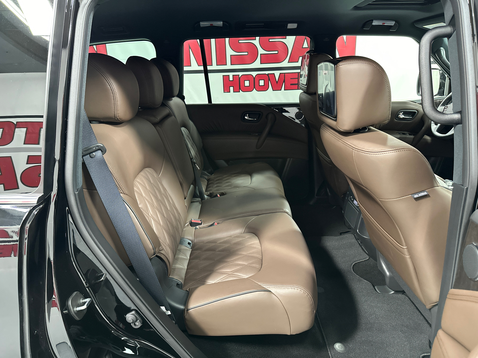 2023 Nissan Armada Platinum 17