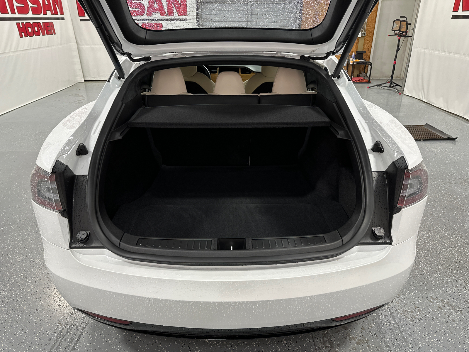 2020 Tesla Model S  19