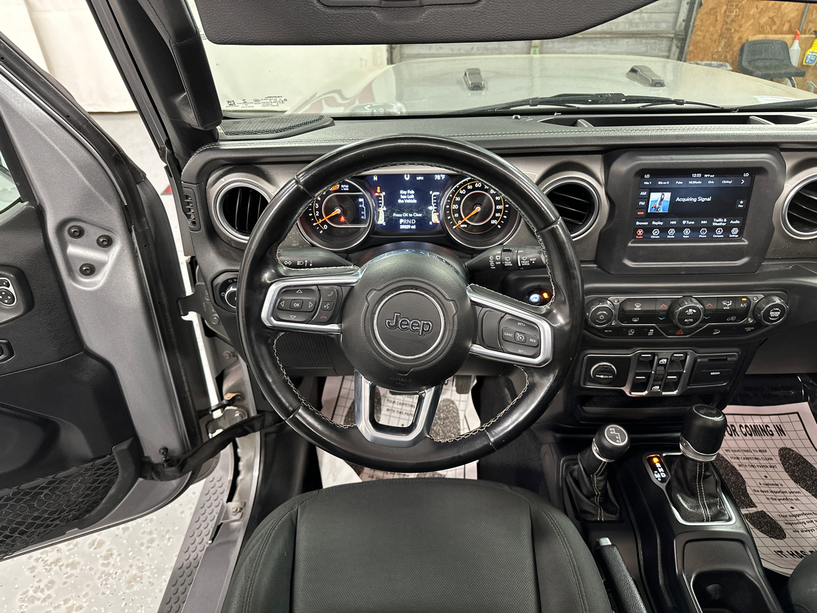 2020 Jeep Wrangler Unlimited Sahara 24