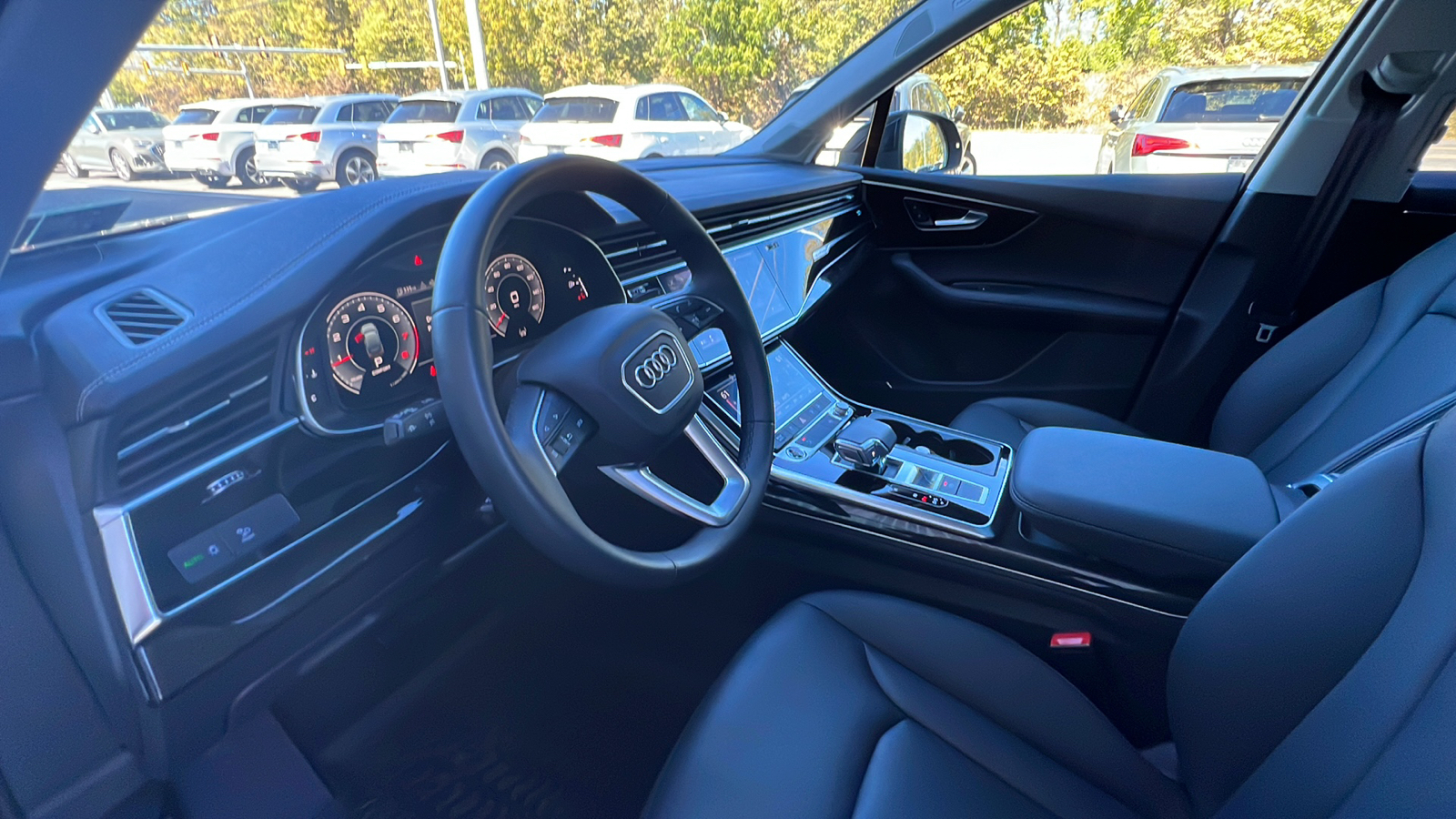2023 Audi Q7 45 Premium Plus 39
