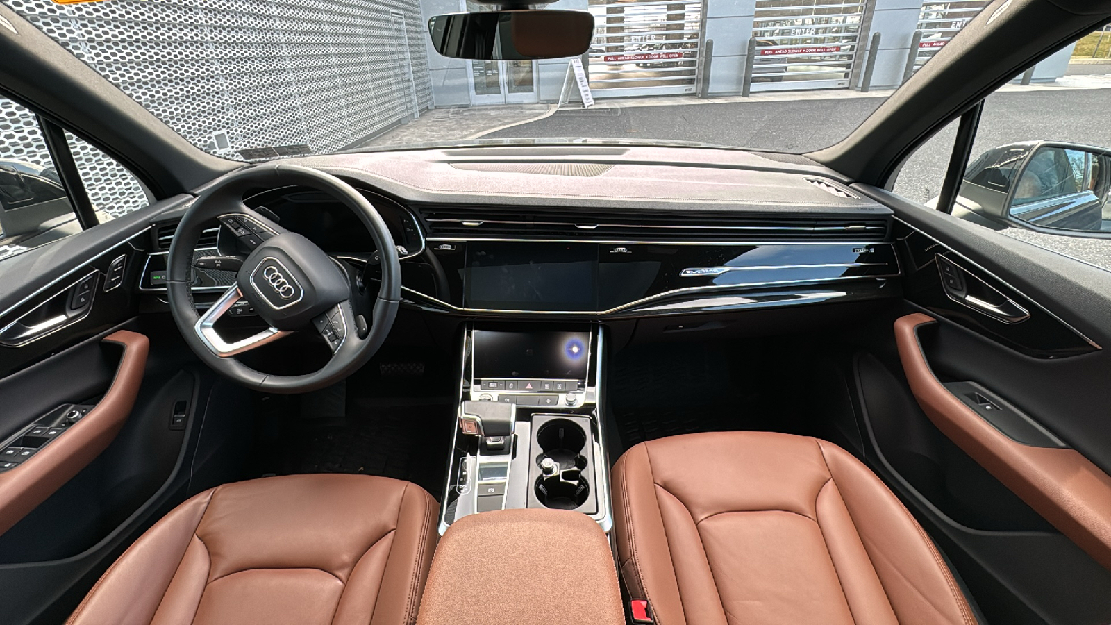 2023 Audi Q7 55 Premium 18