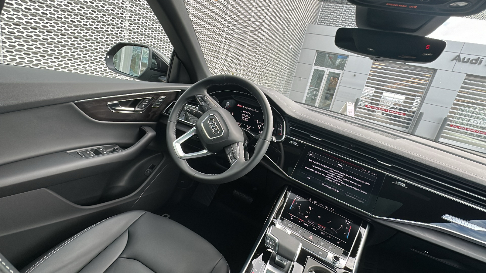 2023 Audi Q8 55 Premium 15