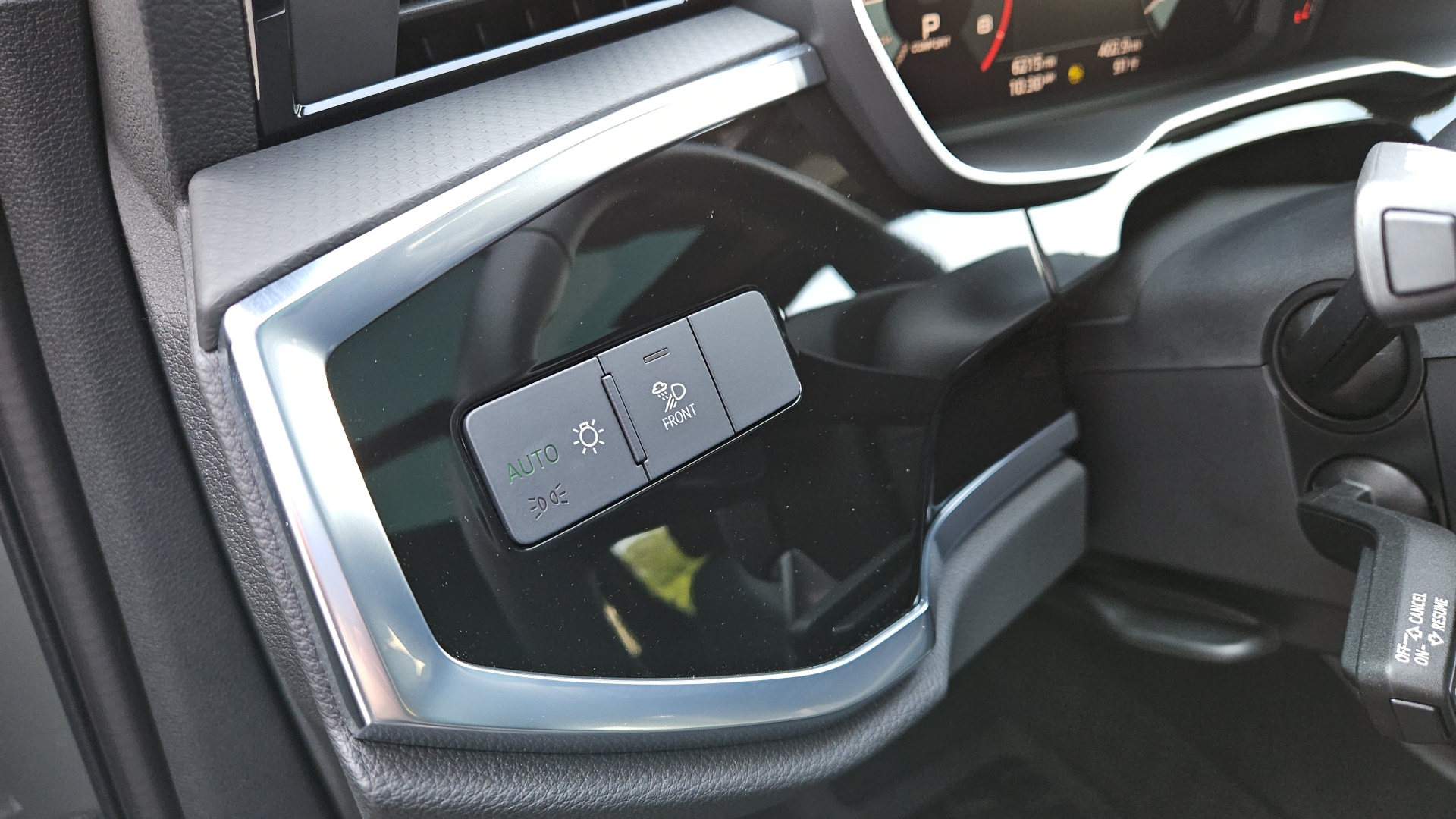 2024 Audi Q3 Premium 30