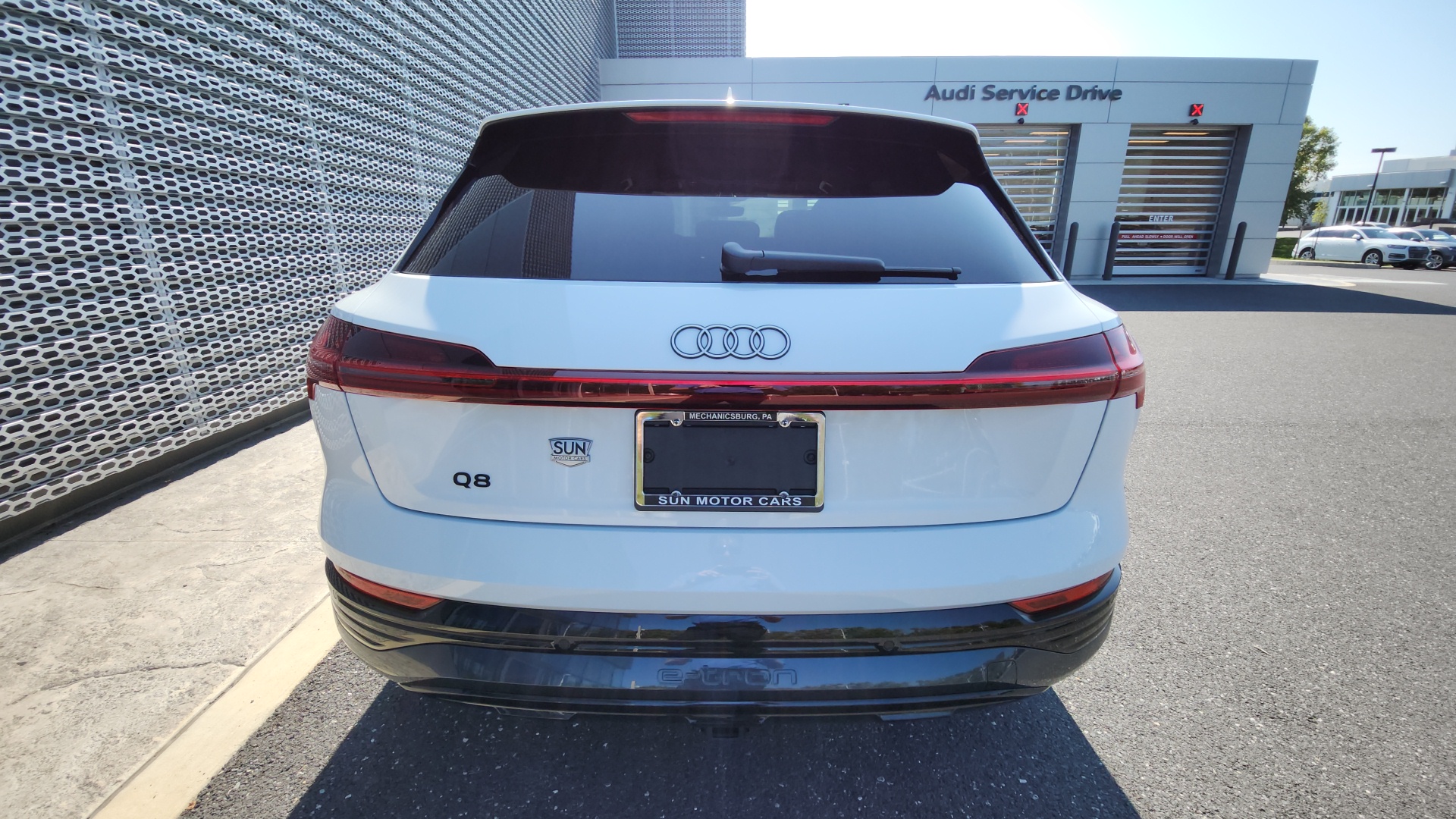 2024 Audi Q8 e-tron Premium Plus 6