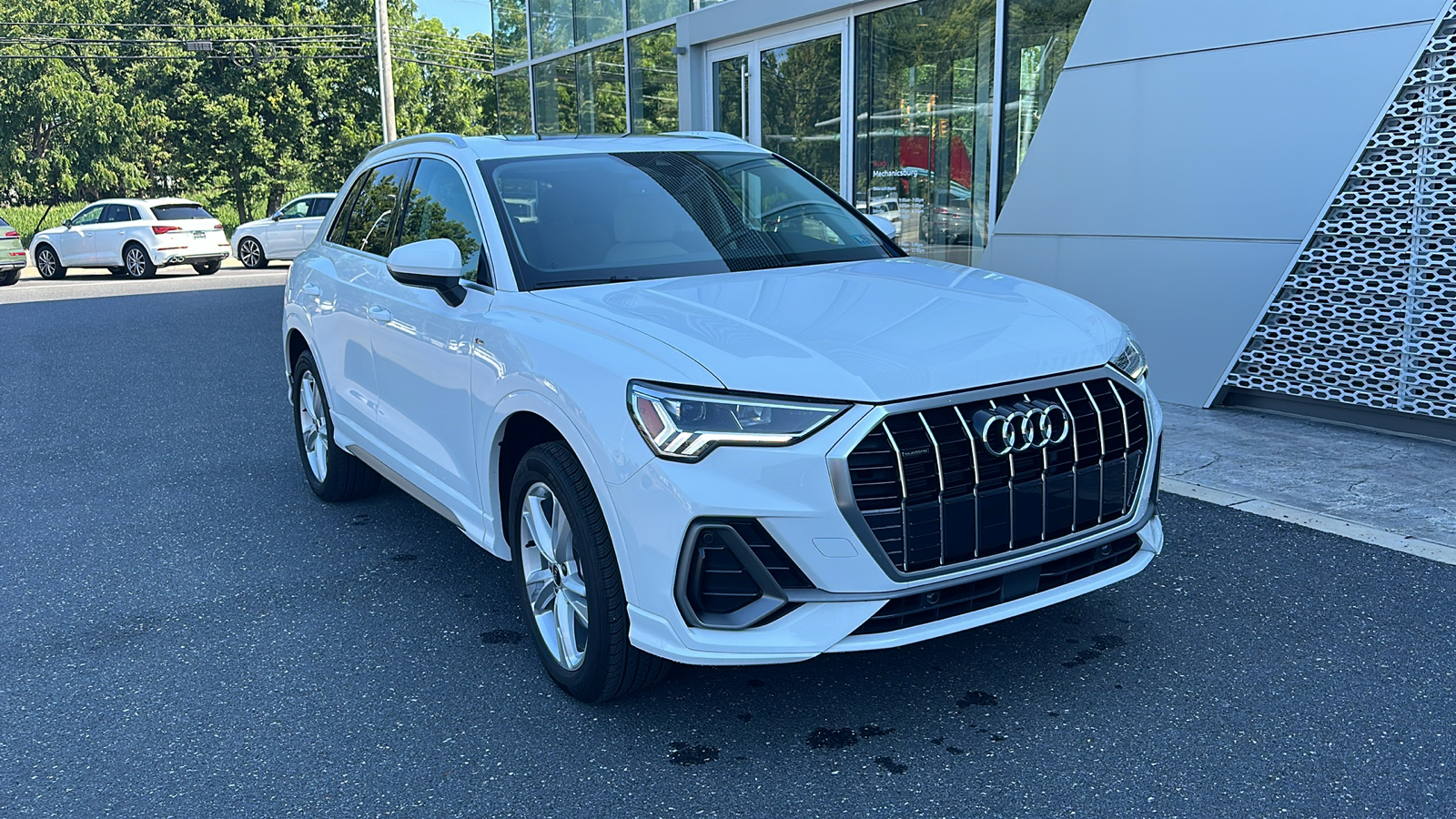 2024 Audi Q3 Premium 1