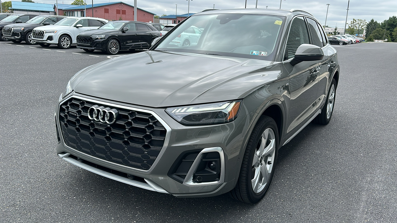 2024 Audi Q5 45 S line Prestige 40