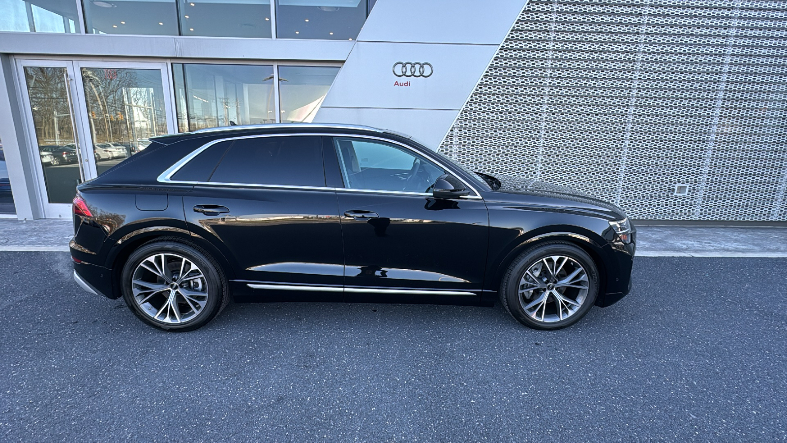 2024 Audi Q8 55 Prestige 5