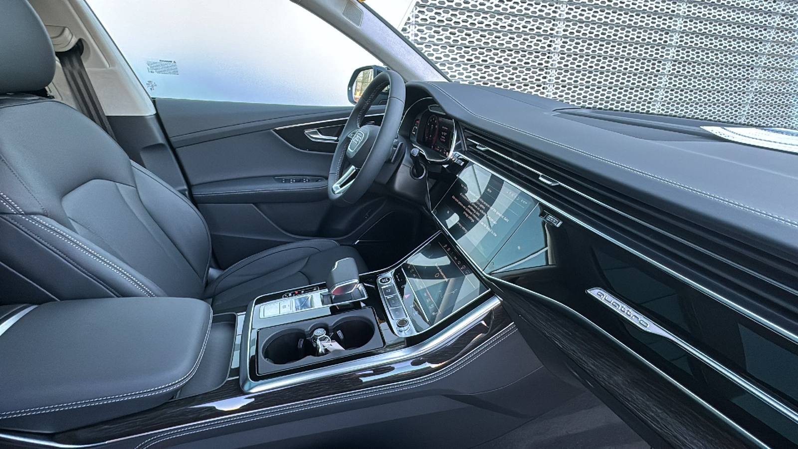 2024 Audi Q8 55 Prestige 11