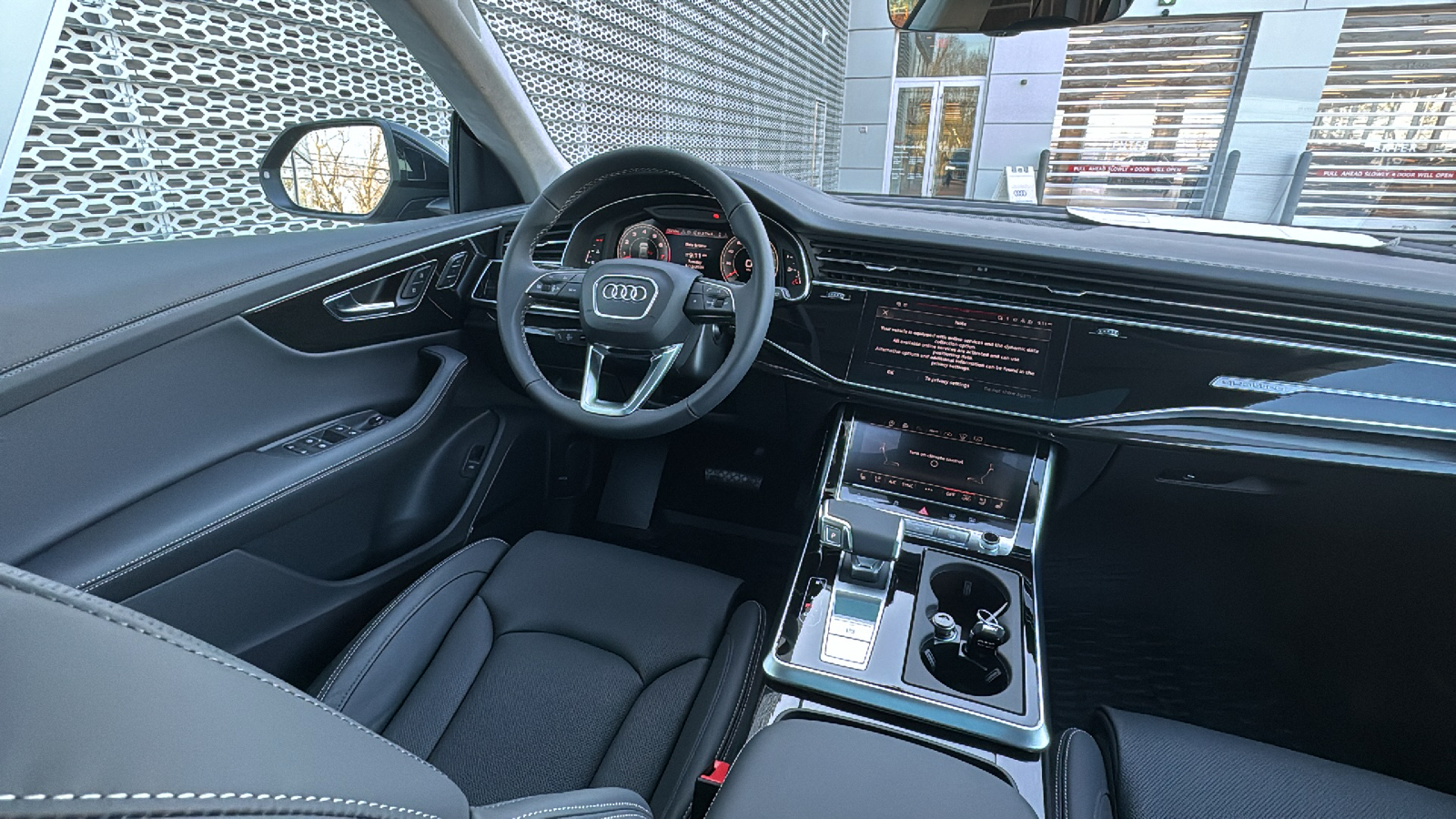 2024 Audi Q8 55 Prestige 18