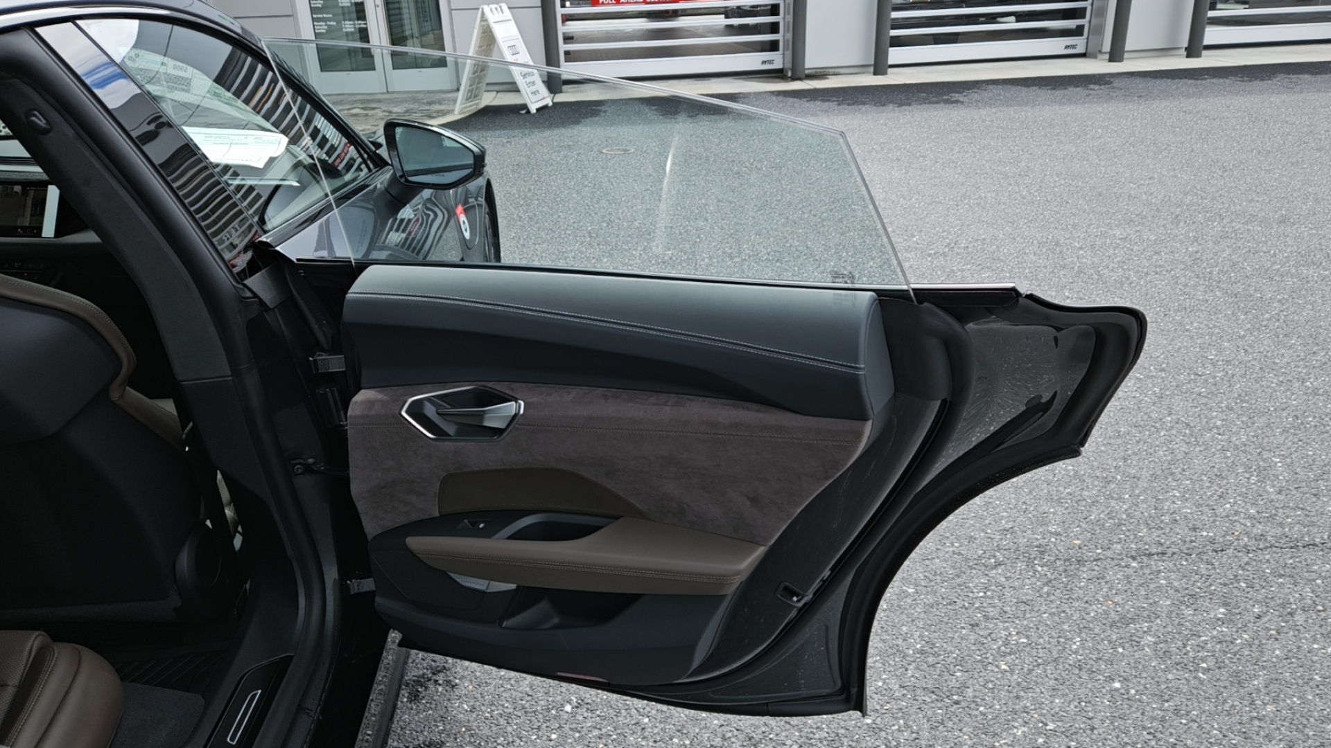 2024 Audi e-tron GT Prestige 28