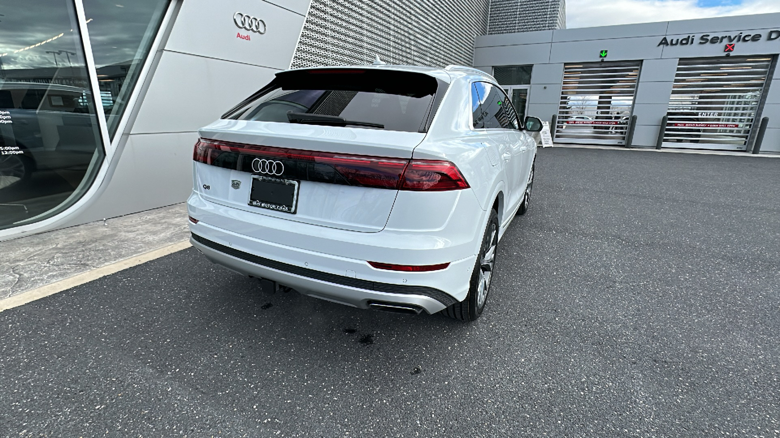 2024 Audi Q8 55 Premium Plus 18