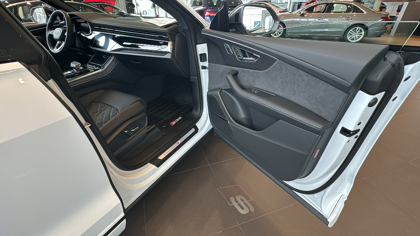 2024 Audi SQ8 4.0T Prestige 17