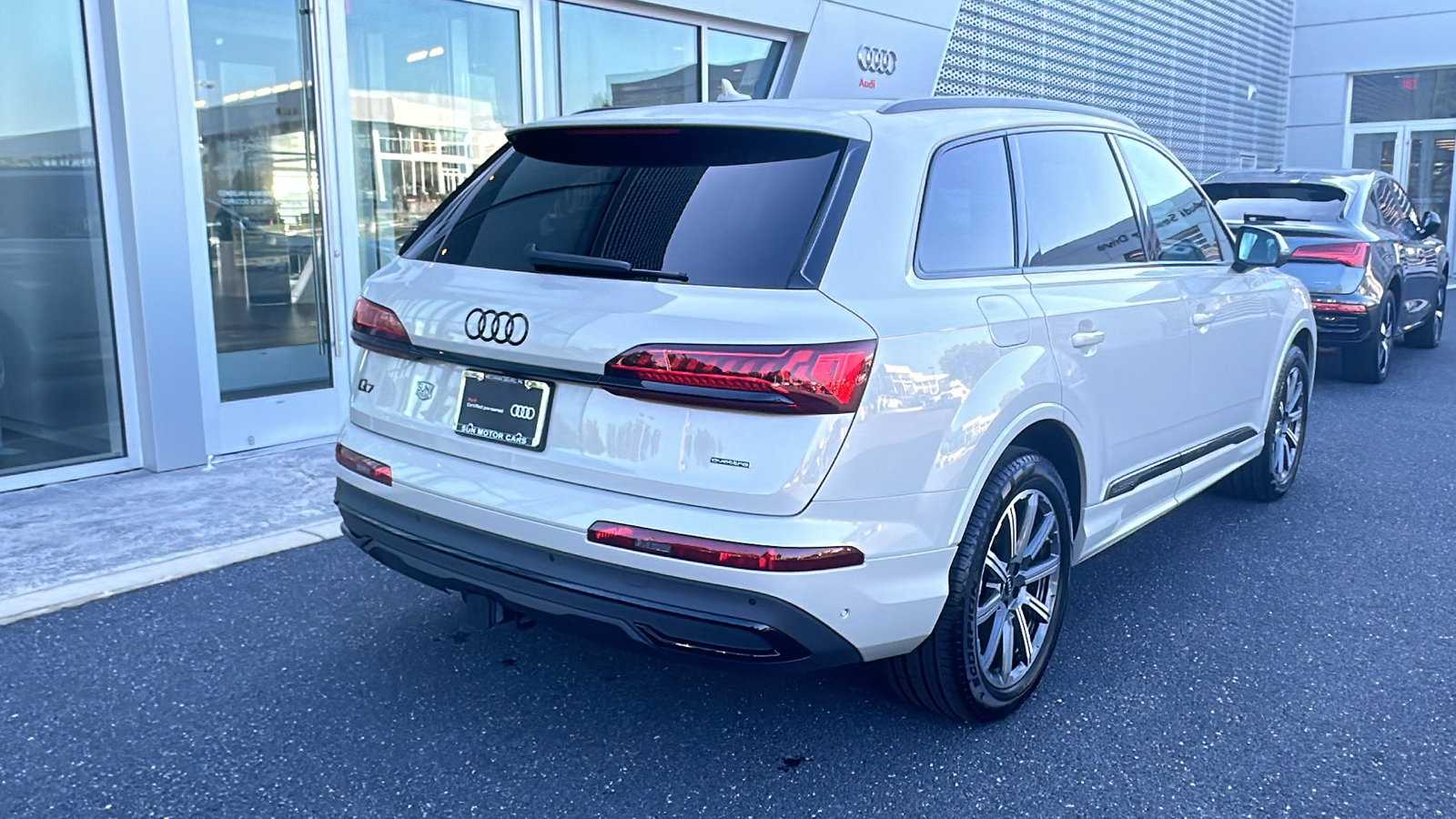 2024 Audi Q7 45 Premium Plus 18