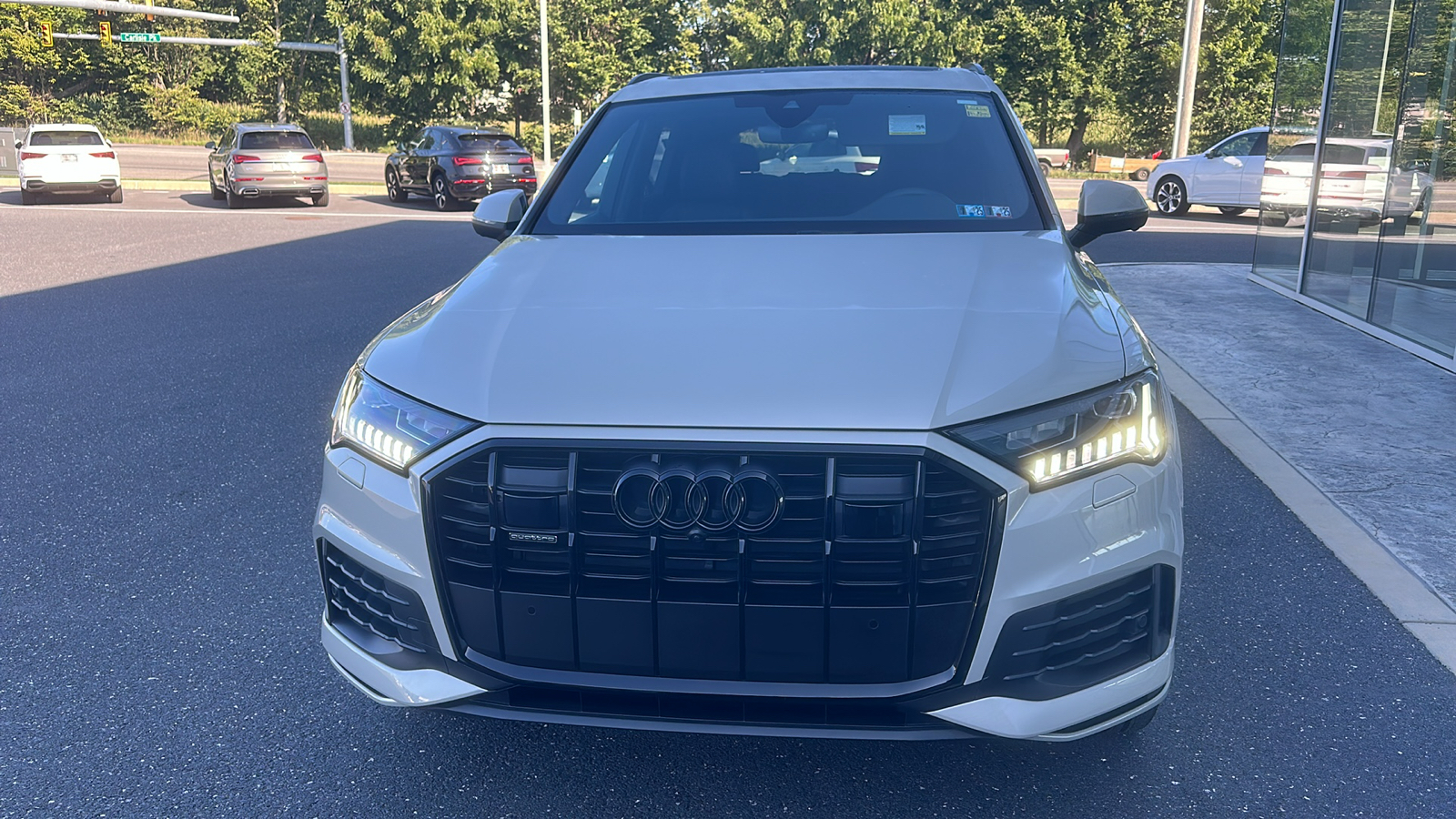 2024 Audi Q7 45 Premium Plus 44