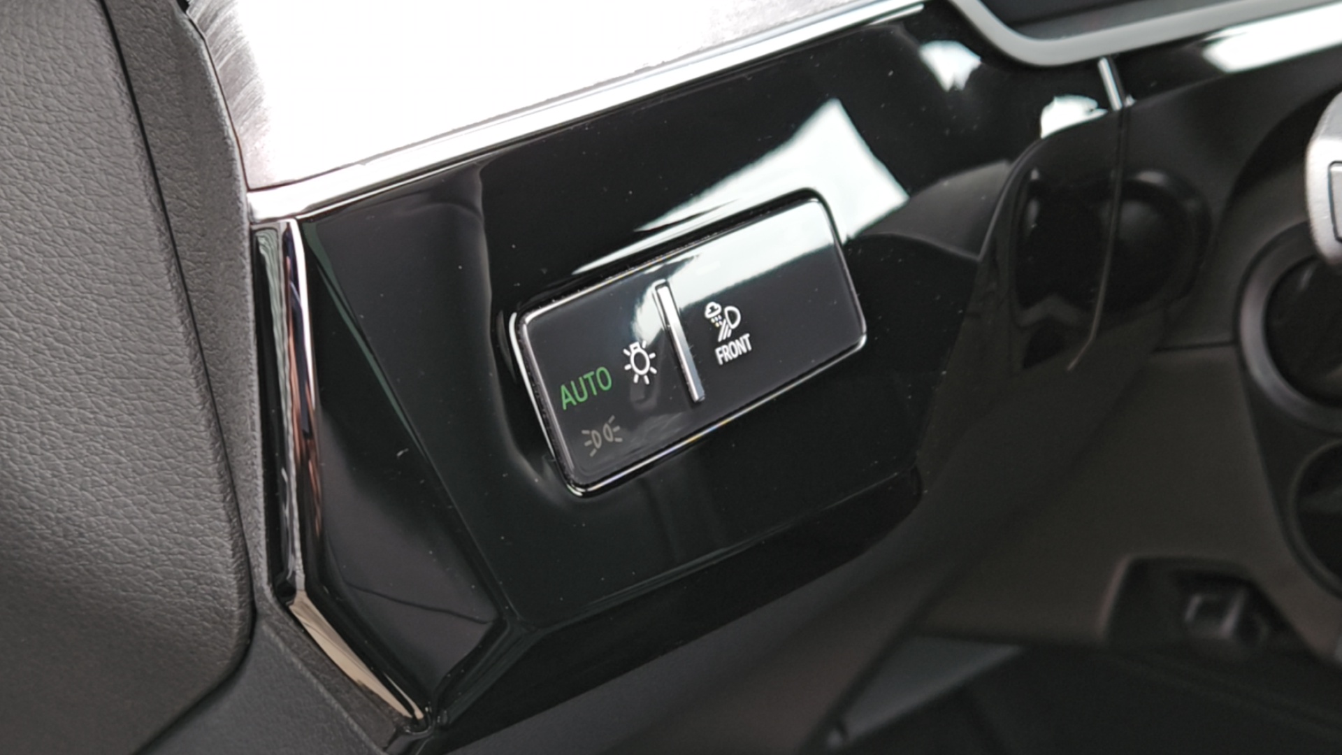 2024 Audi Q8 e-tron Prestige 41