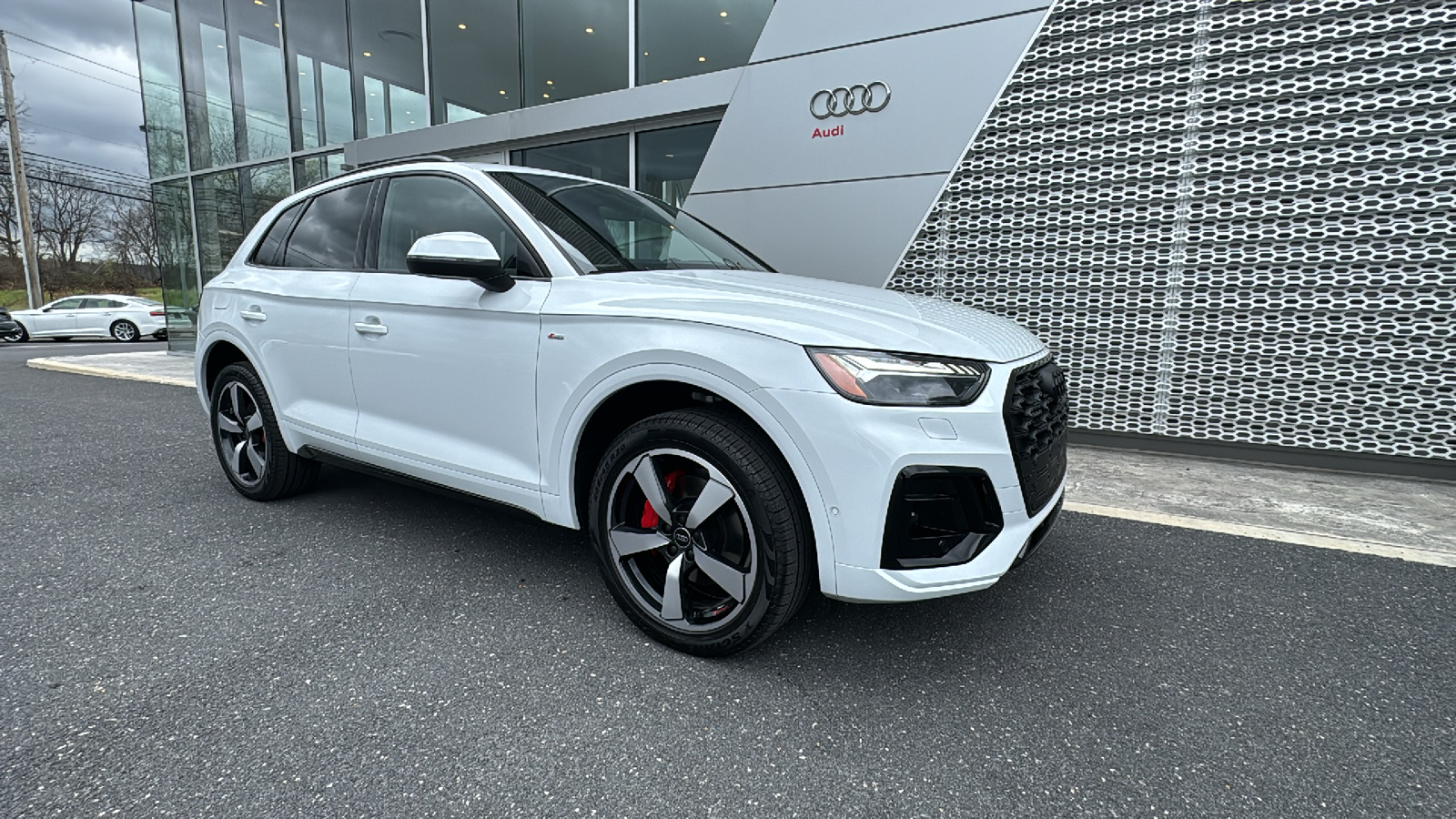 2024 Audi Q5  1