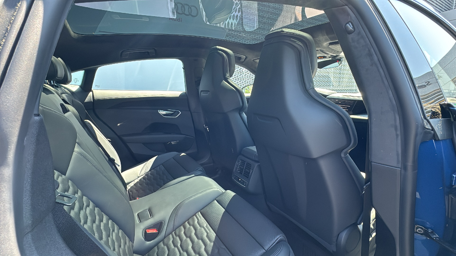 2024 Audi e-tron GT Prestige 20
