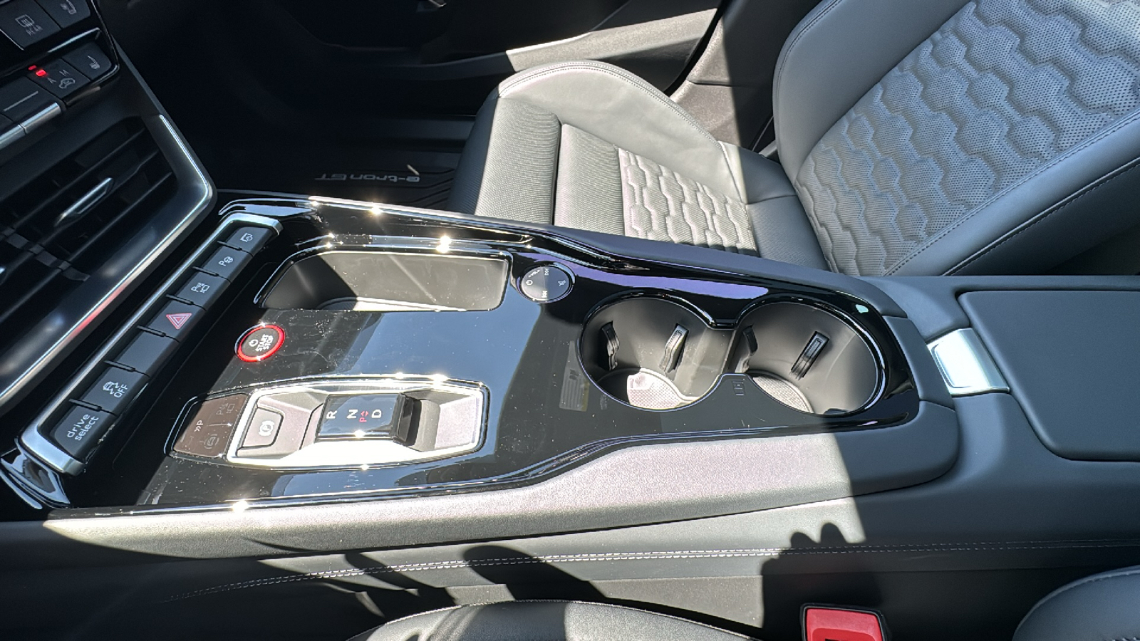 2024 Audi e-tron GT Prestige 47