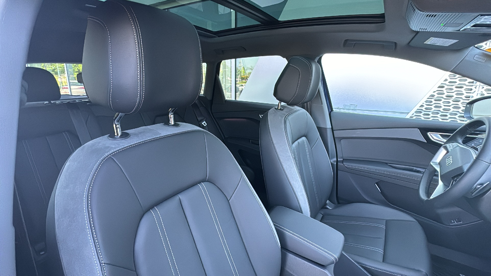 2024 Audi Q4 e-tron Premium Plus 13