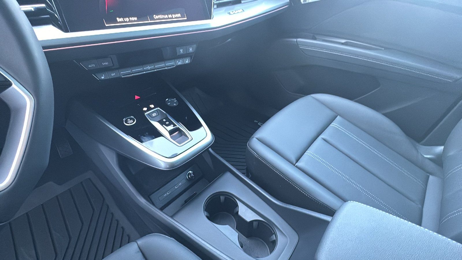 2024 Audi Q4 e-tron Premium Plus 37