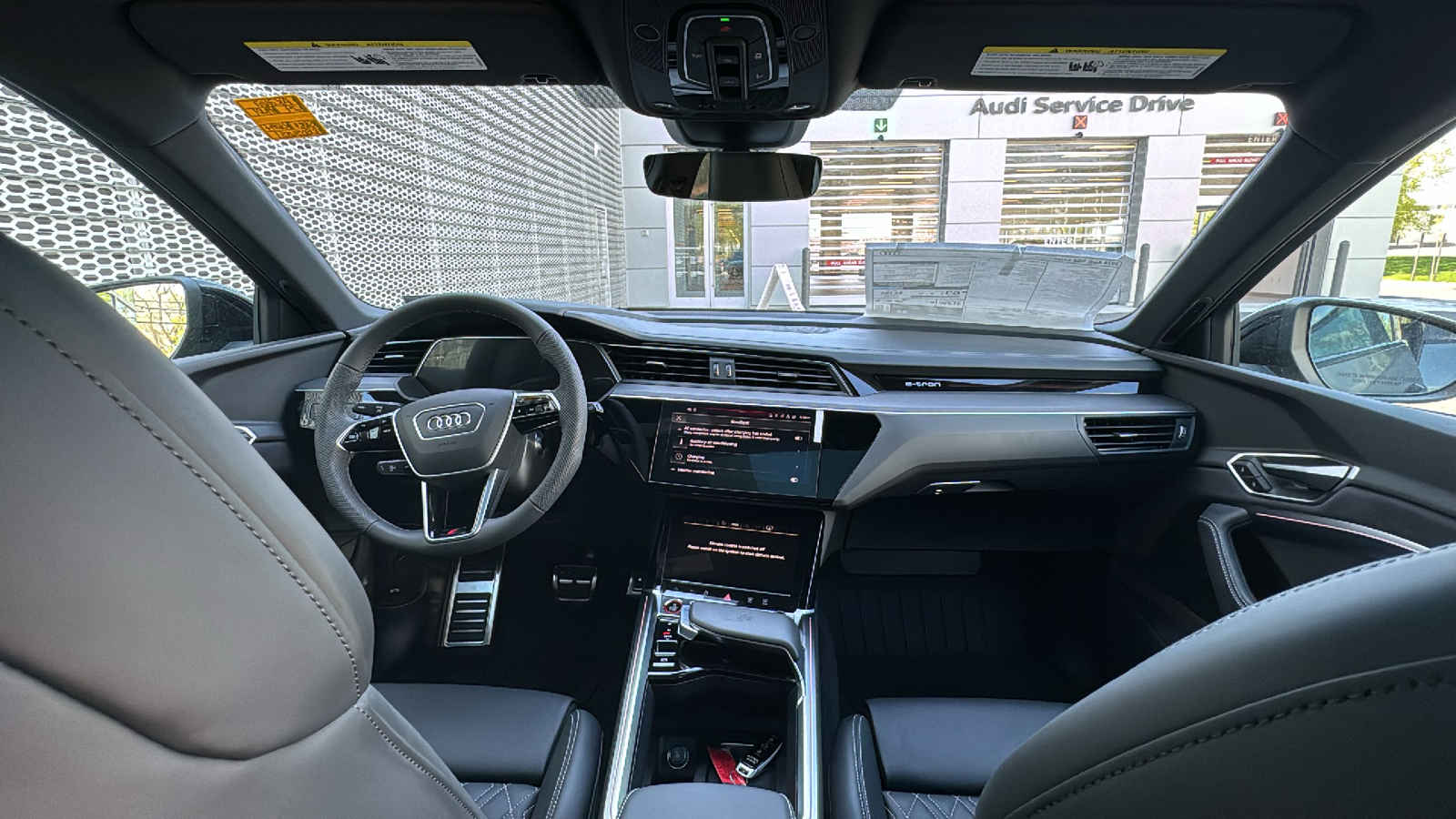 2024 Audi SQ8 e-tron Premium Plus 28