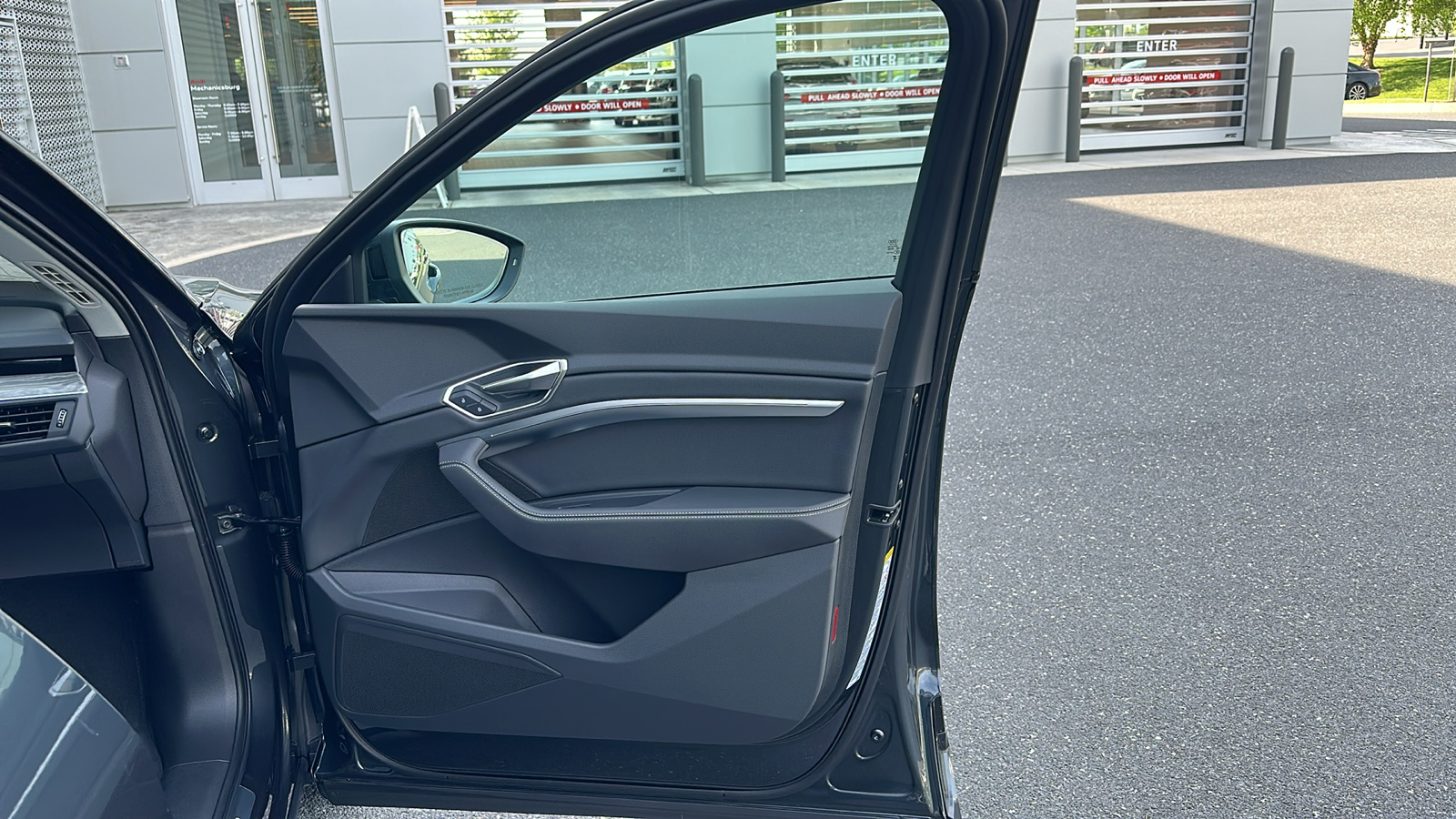 2024 Audi Q8 e-tron Premium 6