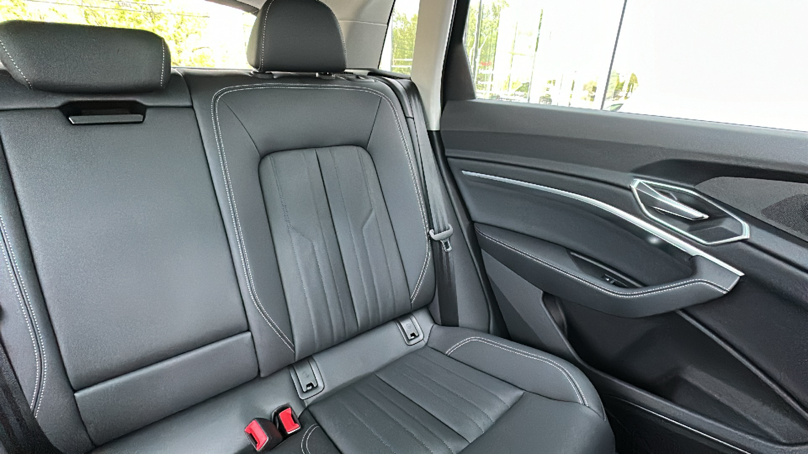 2024 Audi Q8 e-tron Premium 9