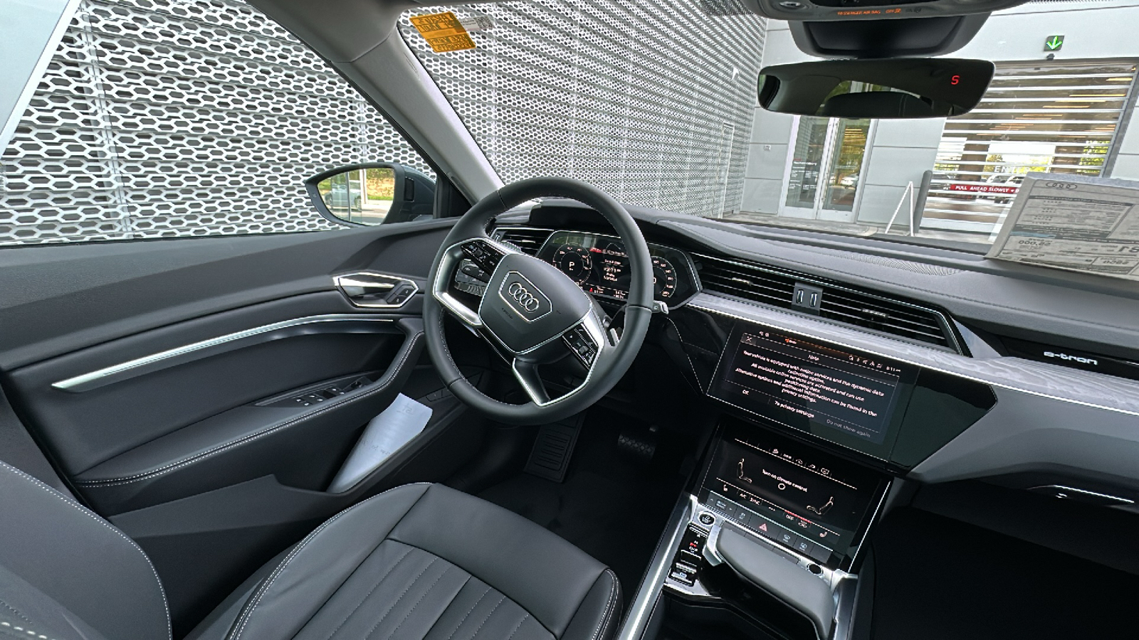 2024 Audi Q8 e-tron Premium 15